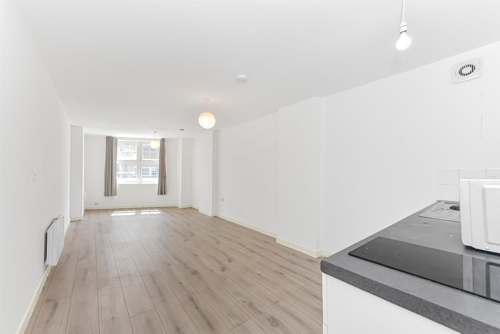 Flat Wellington Passage in Greater London