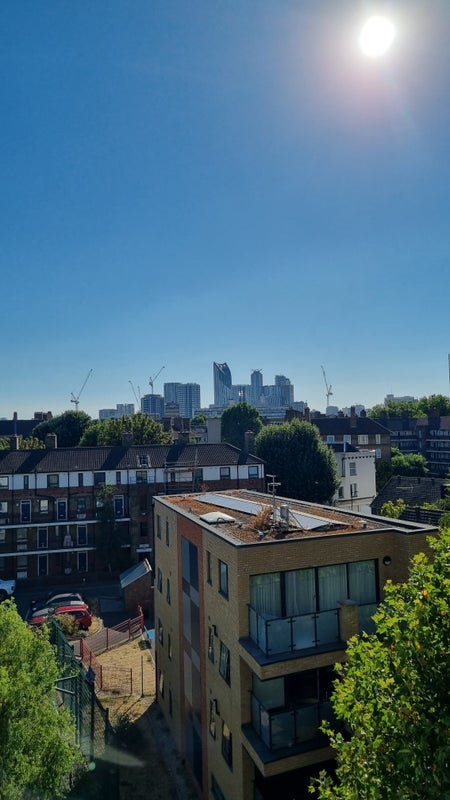 Room Long Lane in Greater London