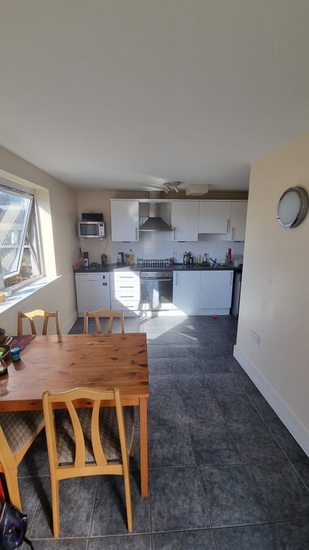 Room Long Lane in Greater London