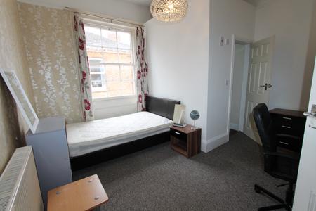 Room Russell Terrace in Royal Leamington Spa