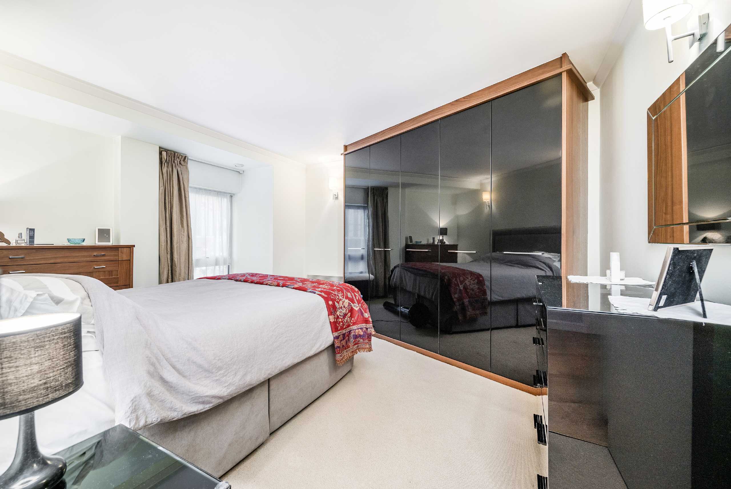 Flat High Holborn in Greater London