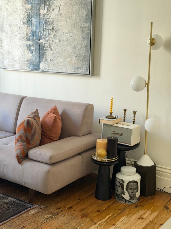 Room Cathcart Road in Greater London