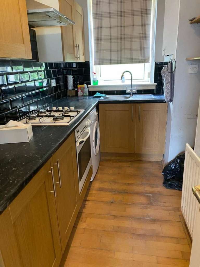 Flat Dumbarton Road in Glasgow