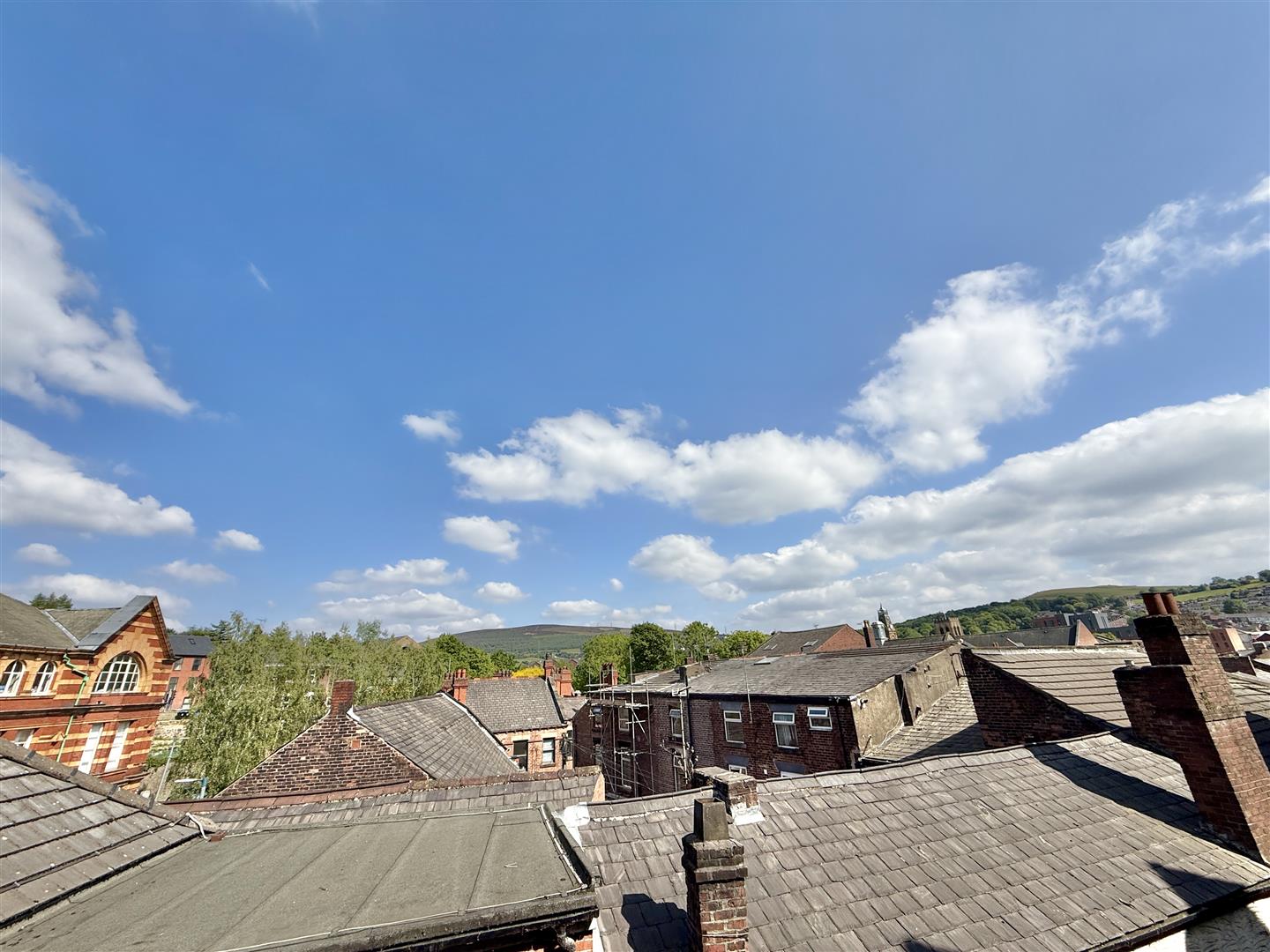 Flat Waterloo Road in Tameside
