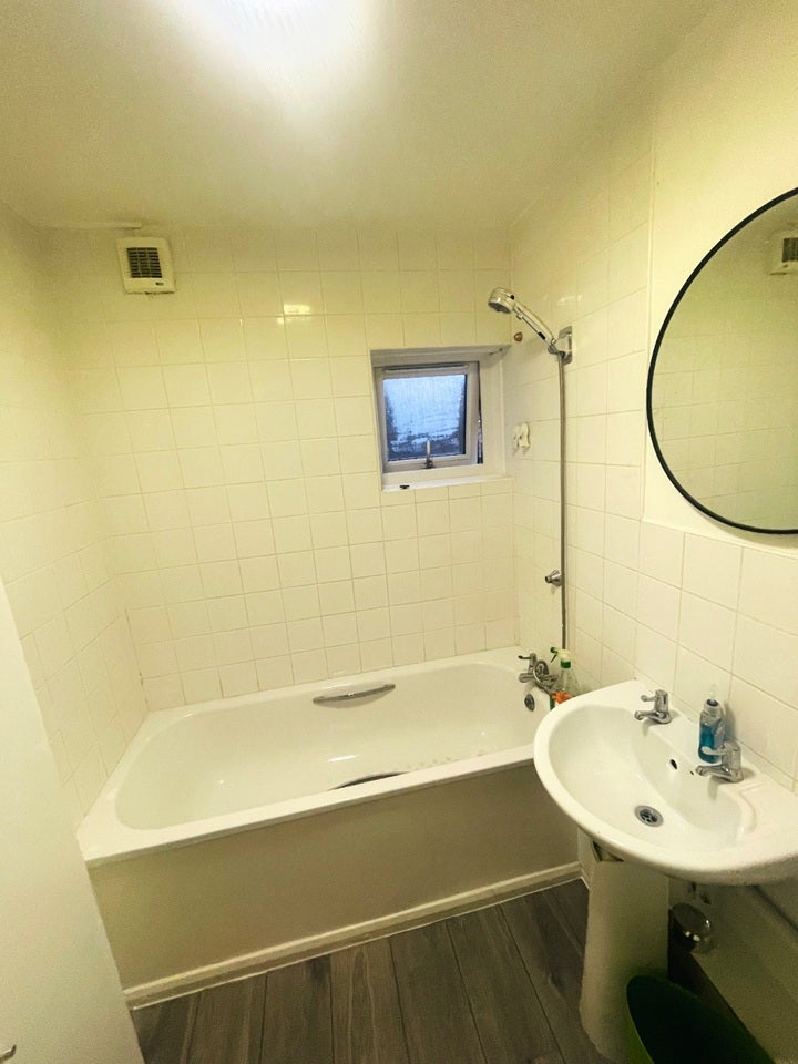 Room Millhouse Place in Greater London
