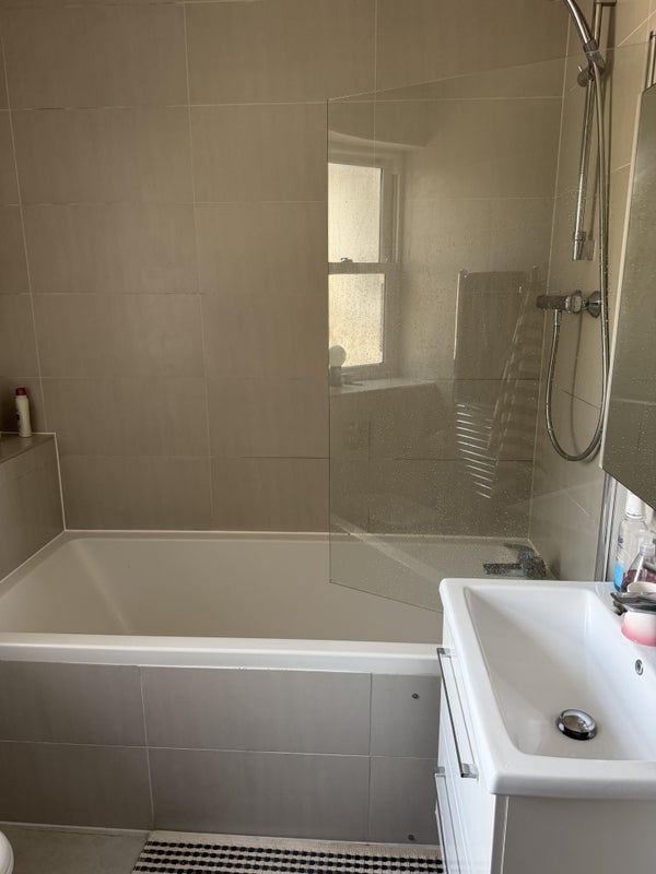 Room Kensington High Street in Greater London