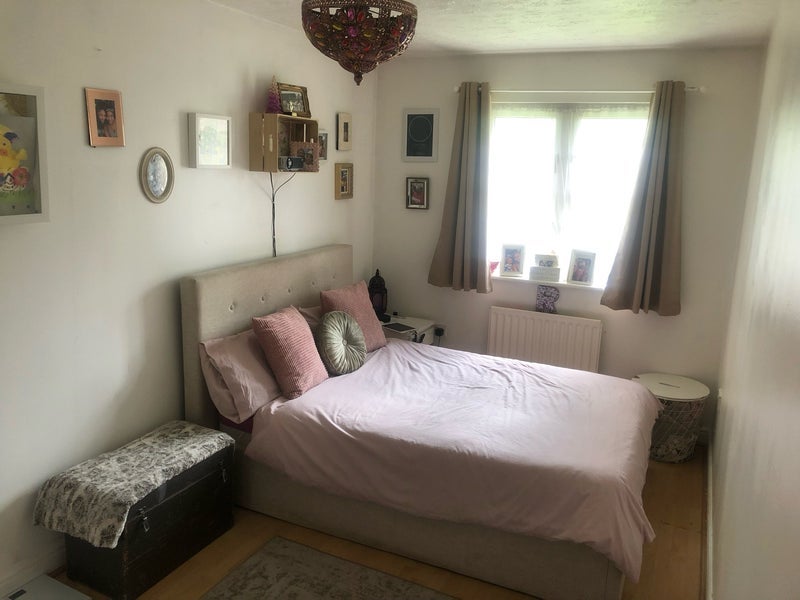 Room Bouverie Gardens in Greater London