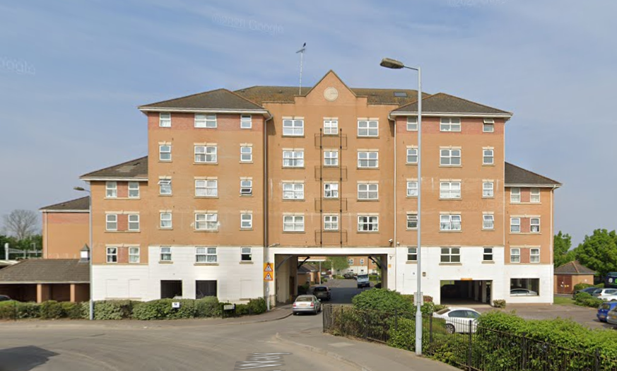 House Pickfords Gardens in Slough