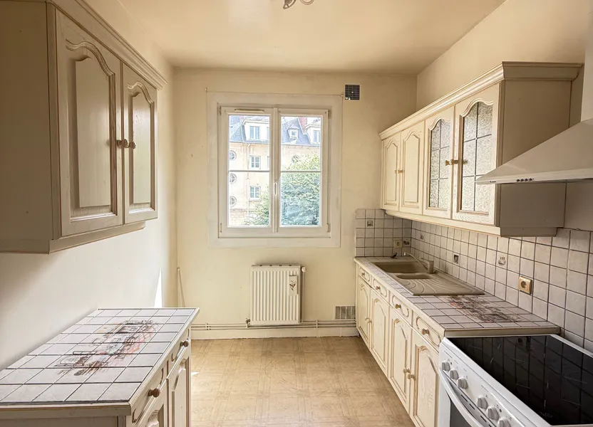 Flat Rue James de Rothschild in Compiègne