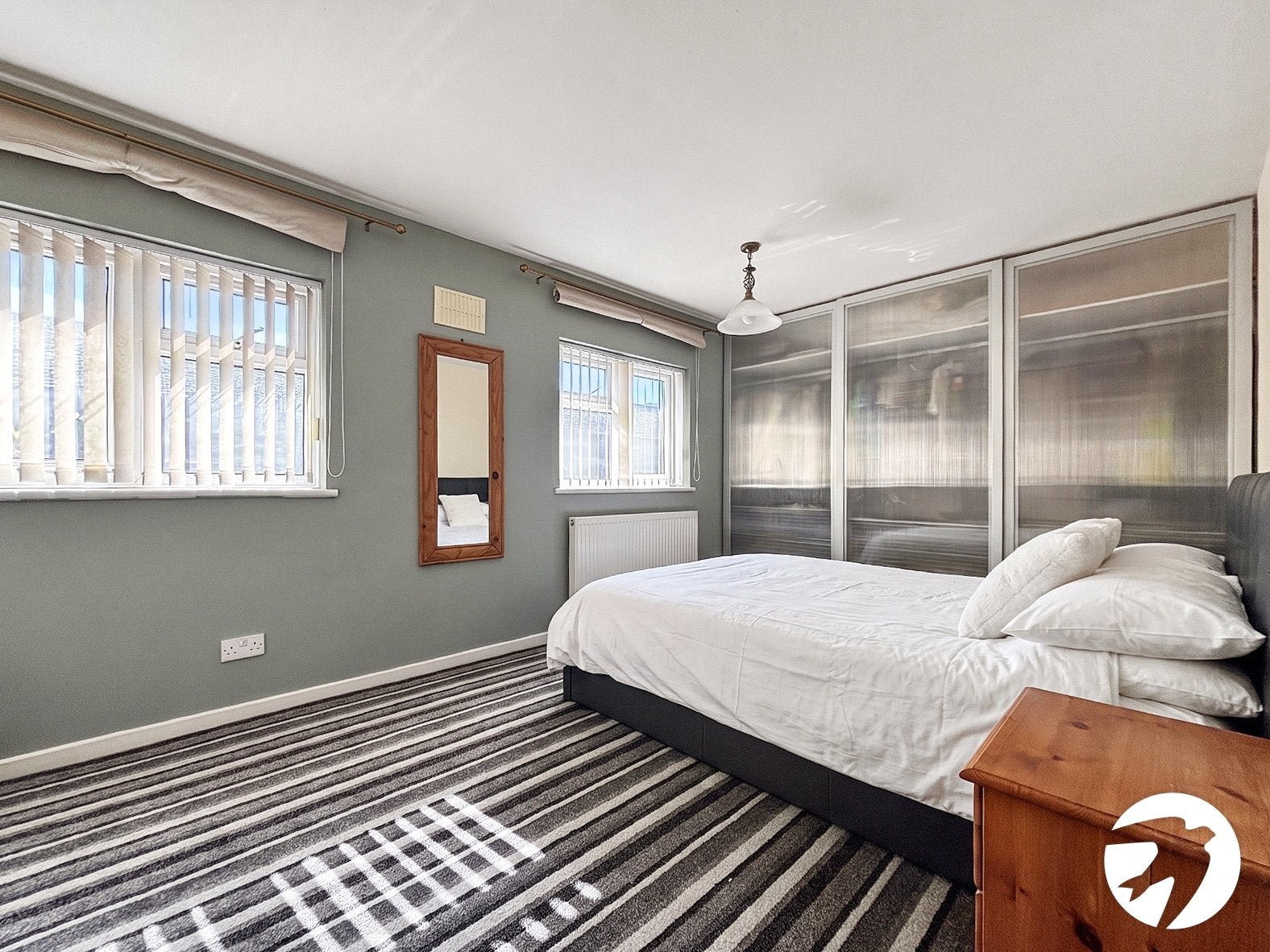 House Cavell Crescent in Dartford