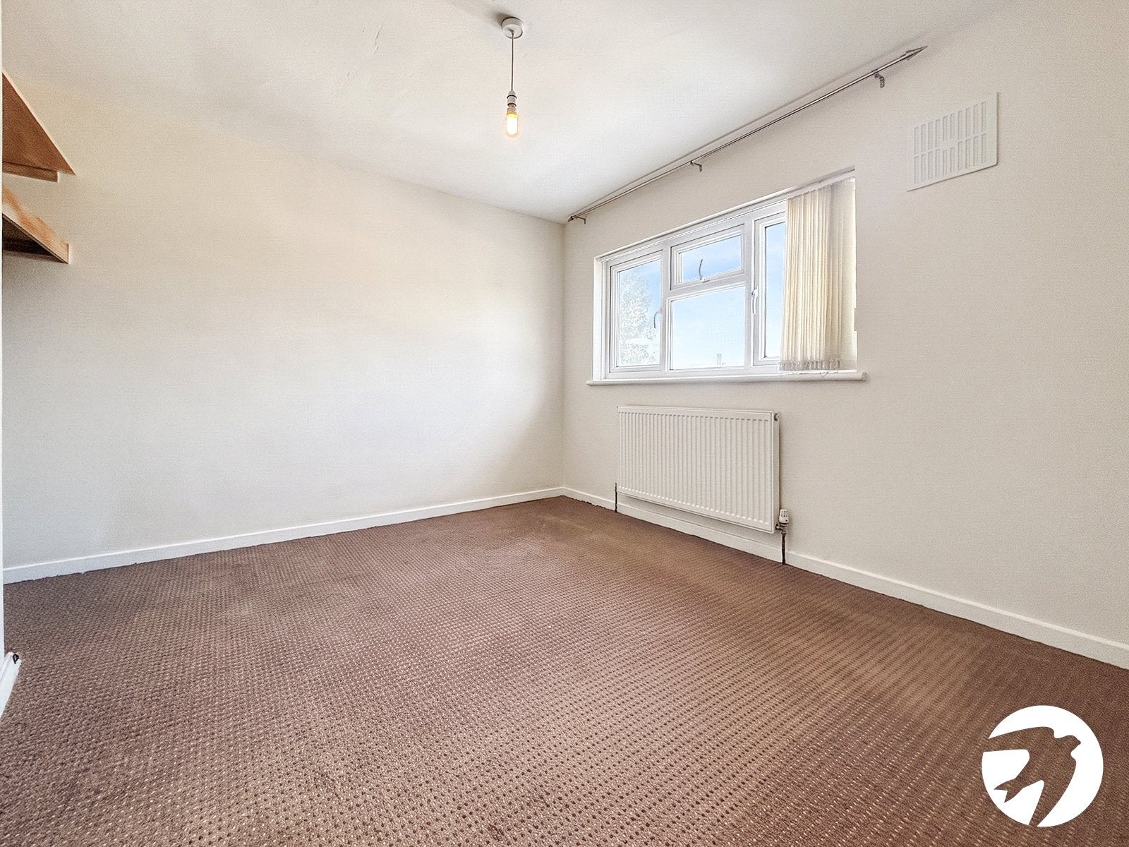 House Cavell Crescent in Dartford