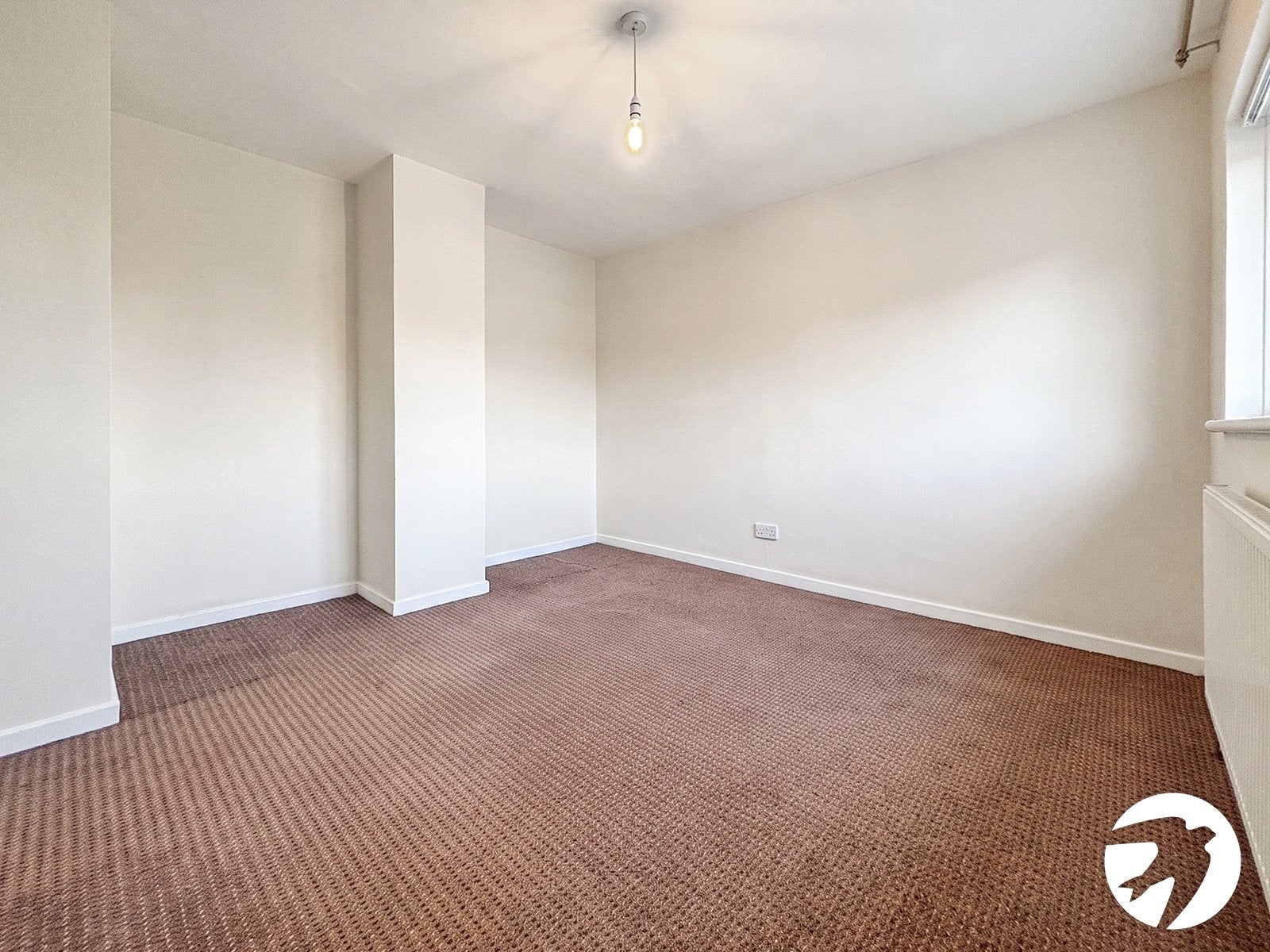 House Cavell Crescent in Dartford