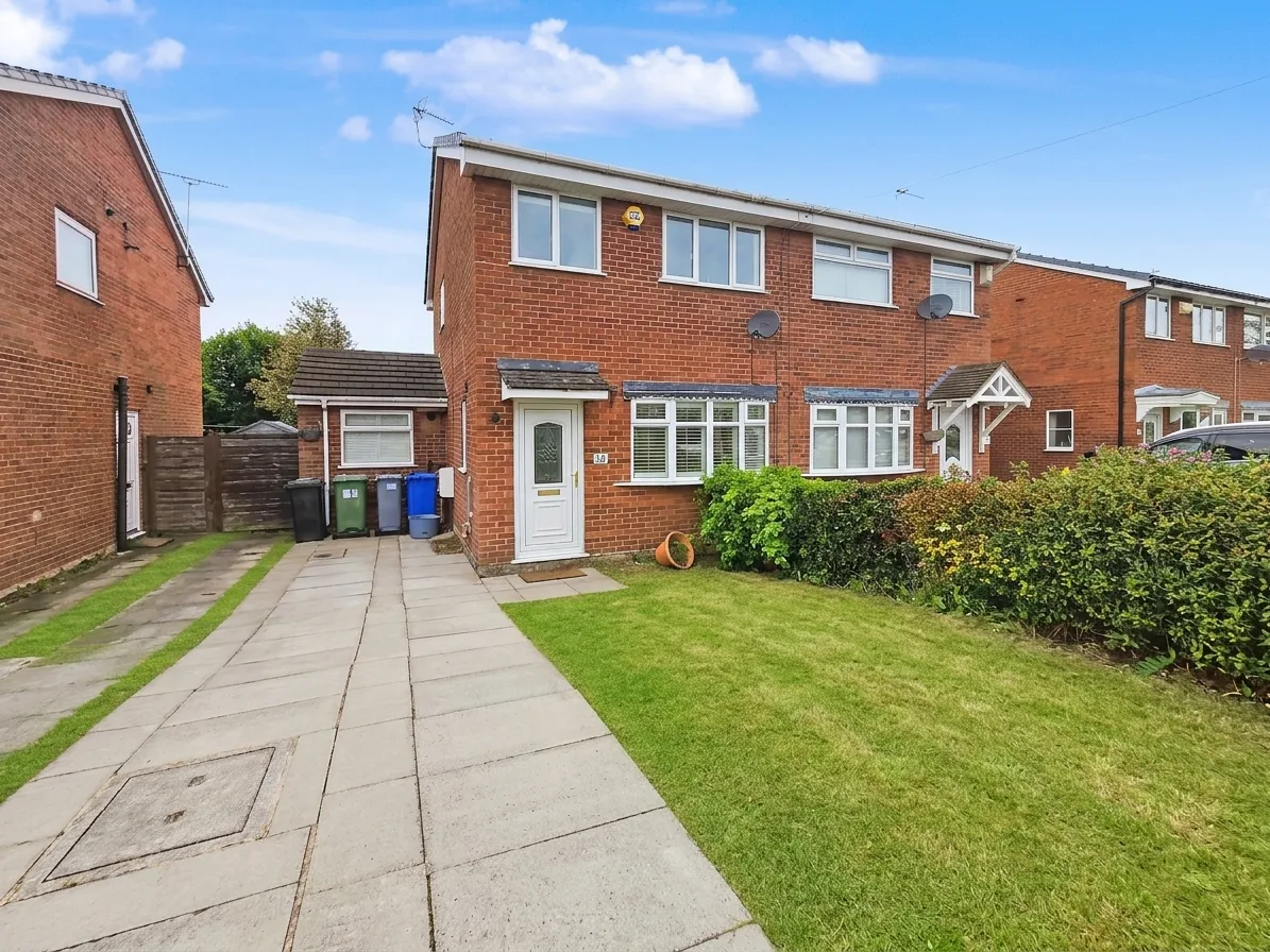 House Drake Road in Trafford