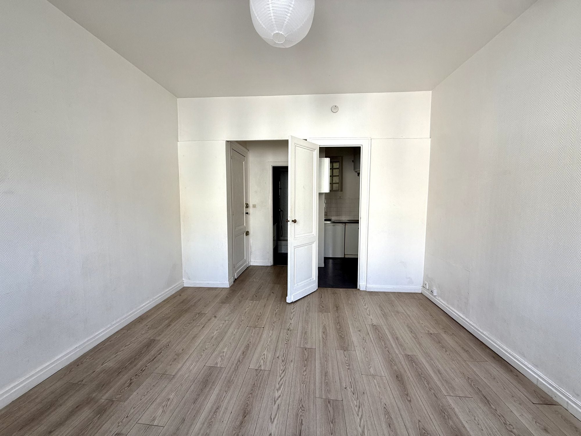 Chambre Galerie Commerciale Mériadeck à Bordeaux