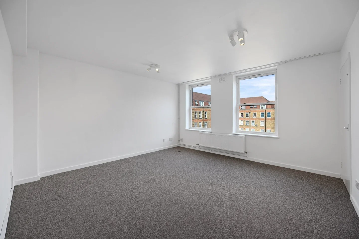 Flat Fulham Court in Greater London