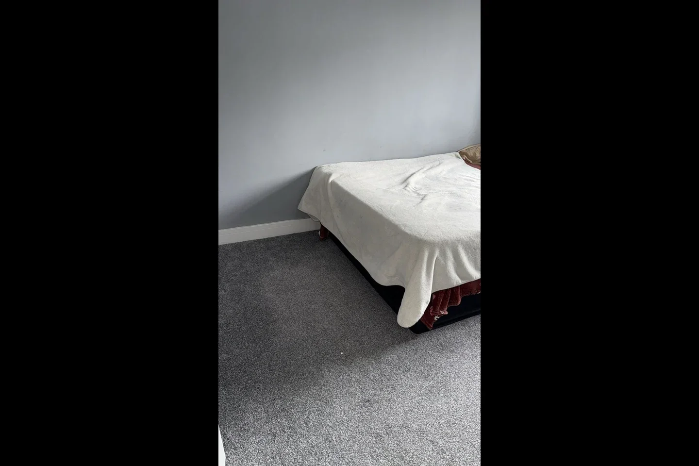 Room Frinton Road in Greater London