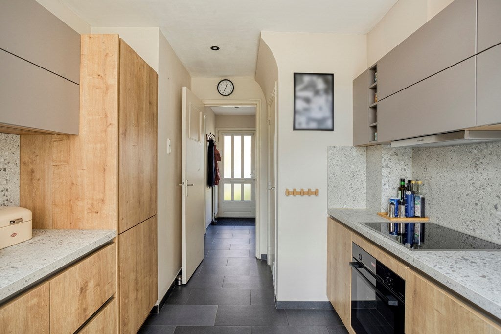 Tussenwoning te koop: Kardinaal van Rossumplein 83, Maastricht