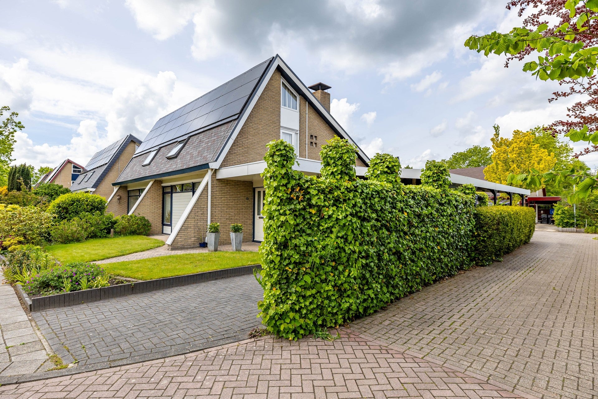Hoekwoning te koop: Westhove 1, Roden