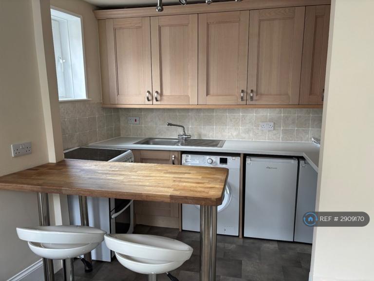 Flat Urquhart Road in Aberdeen City