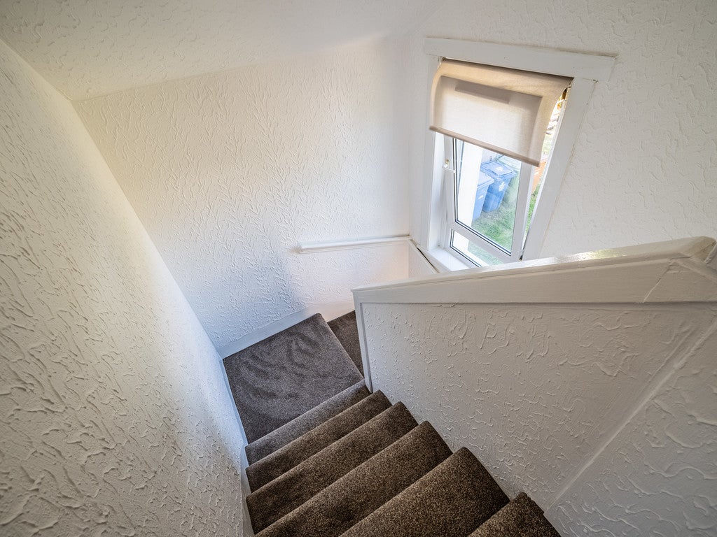 Flat Martin Crescent in Glasgow