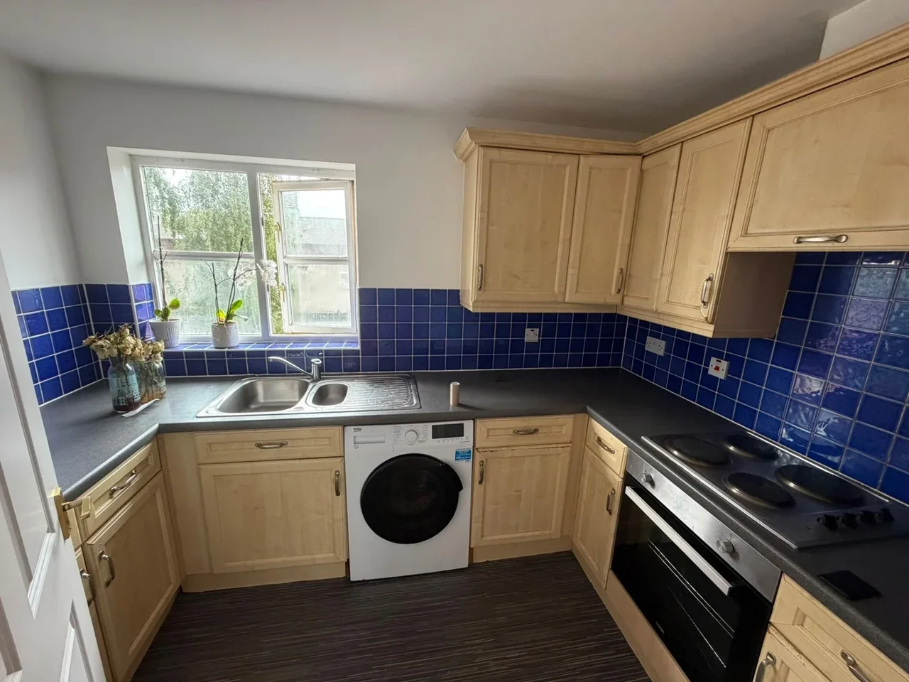 Flat Causton Square in Greater London