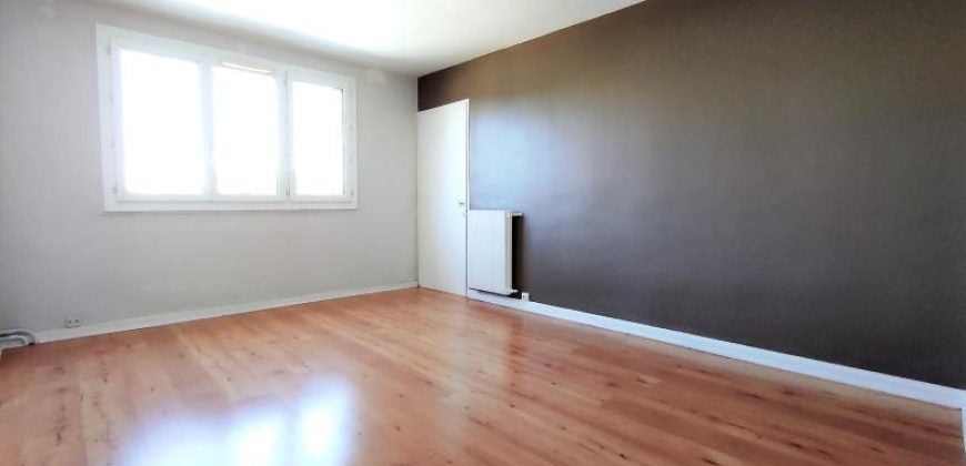 Flat Avenue de Bel-Air in Villeurbanne