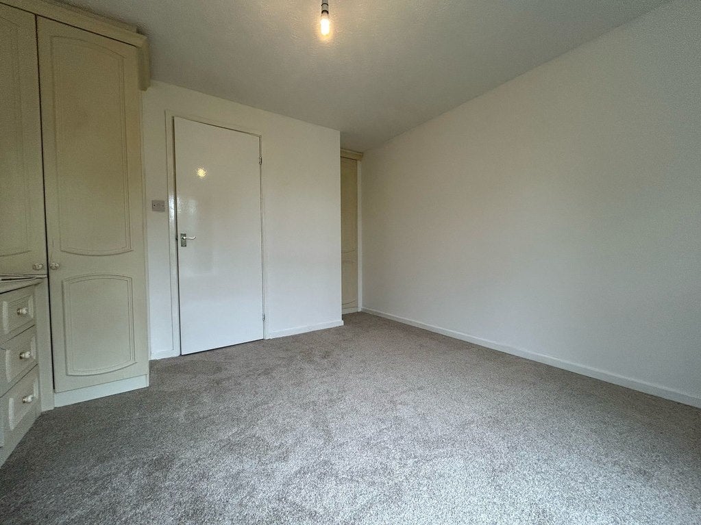 Flat Tancred Close in Royal Leamington Spa