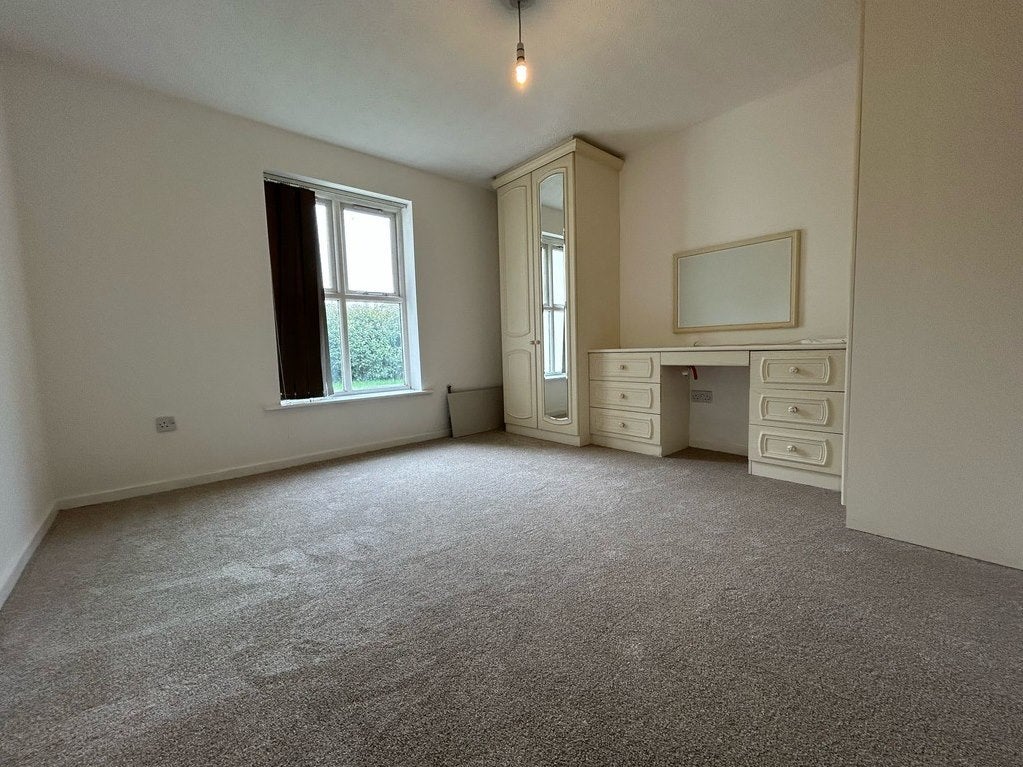 Flat Tancred Close in Royal Leamington Spa