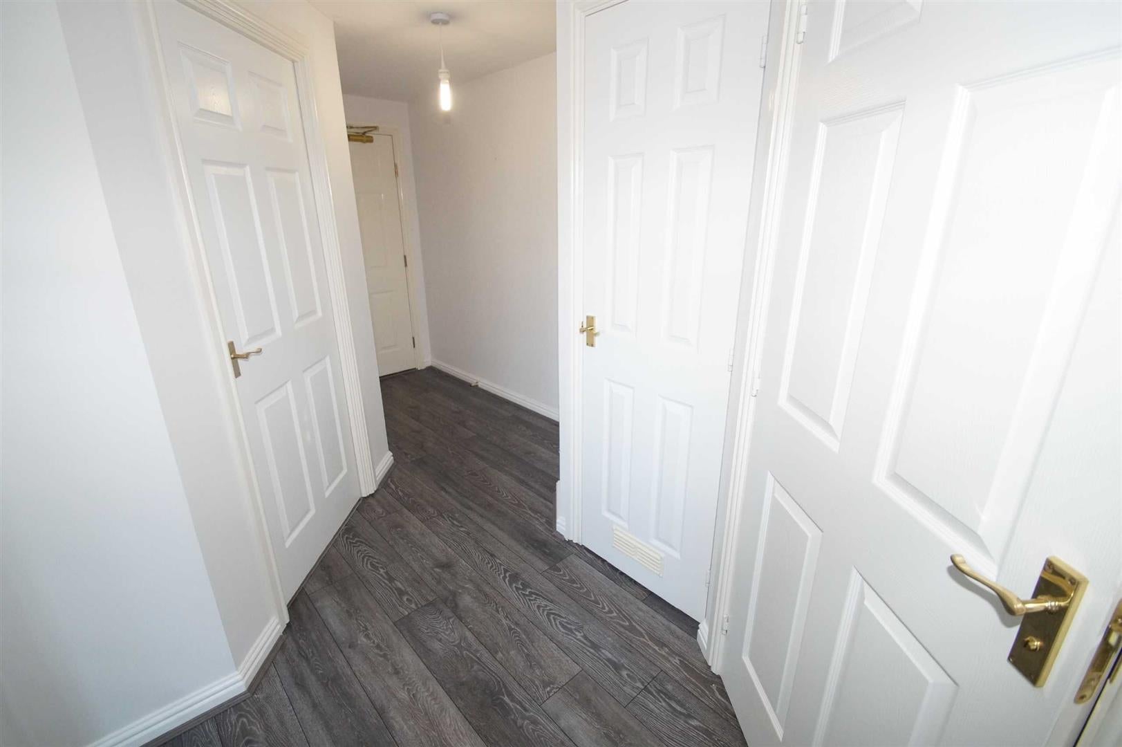 Flat New Forest Way in Leeds