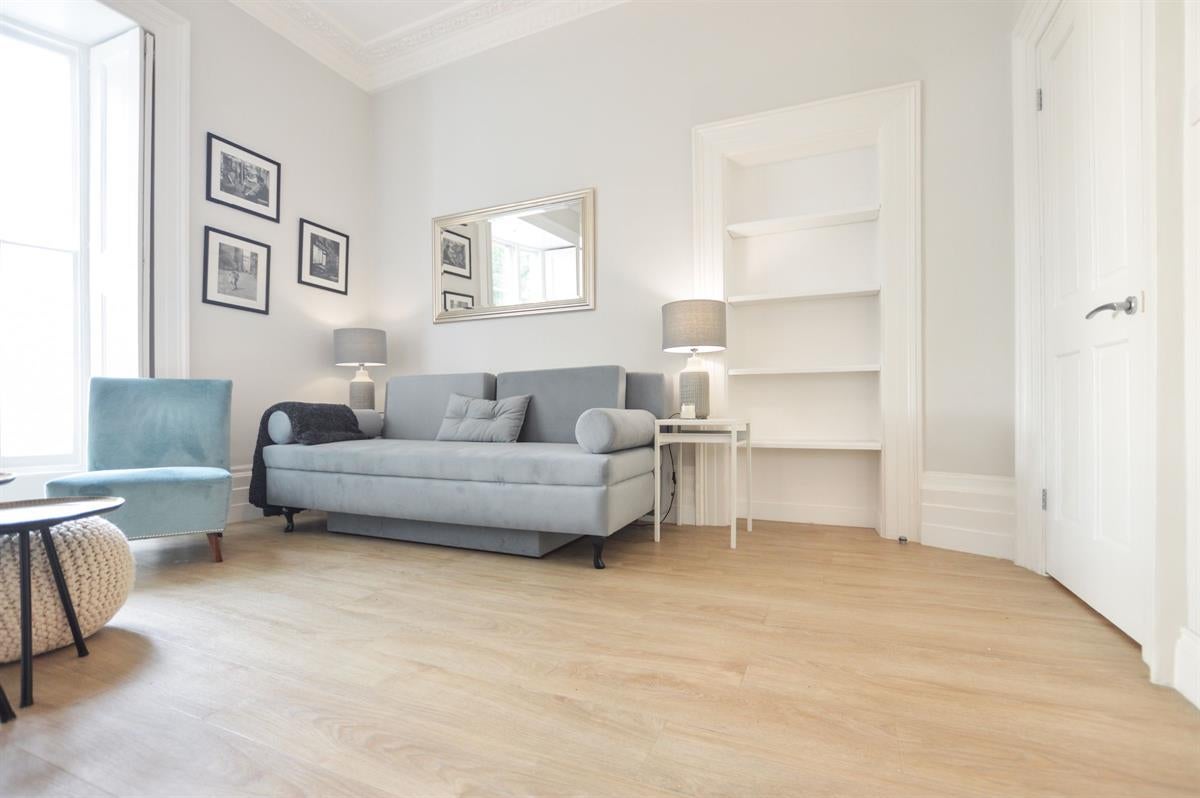 Flat Garway Road in City of Westminster