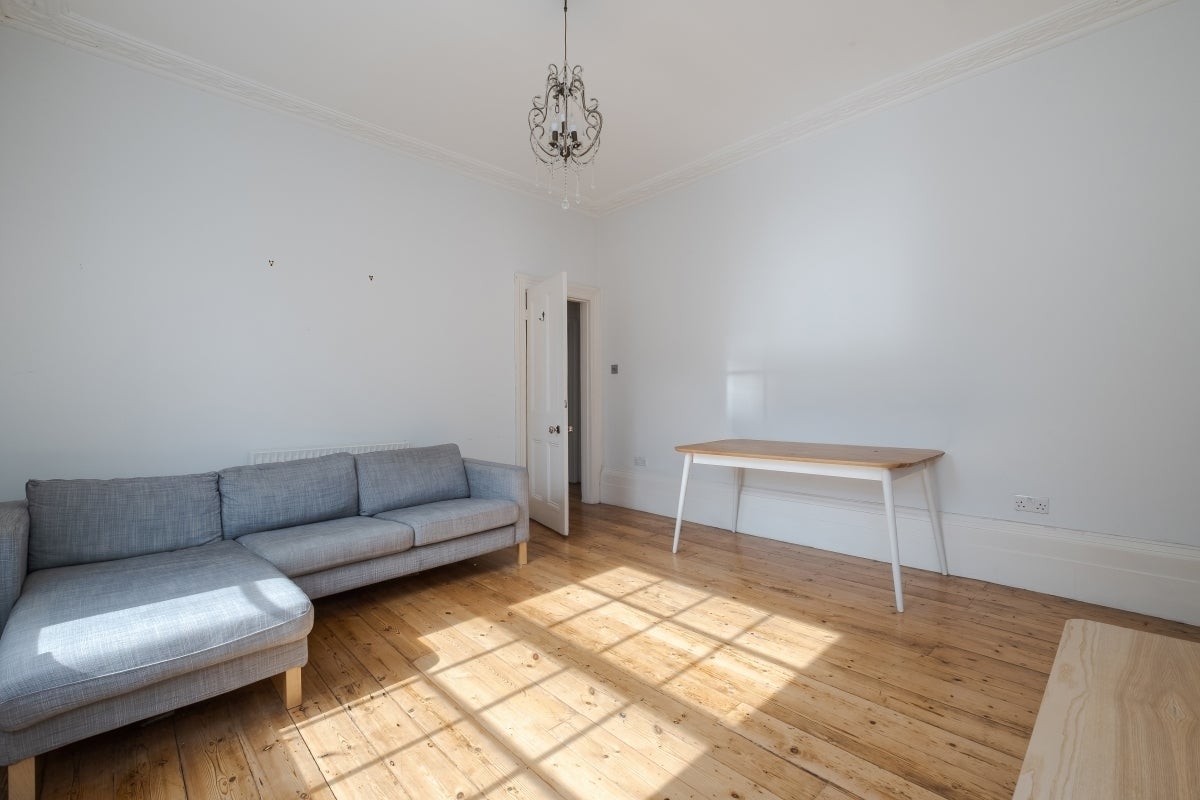 Flat Belitha Villas in Greater London