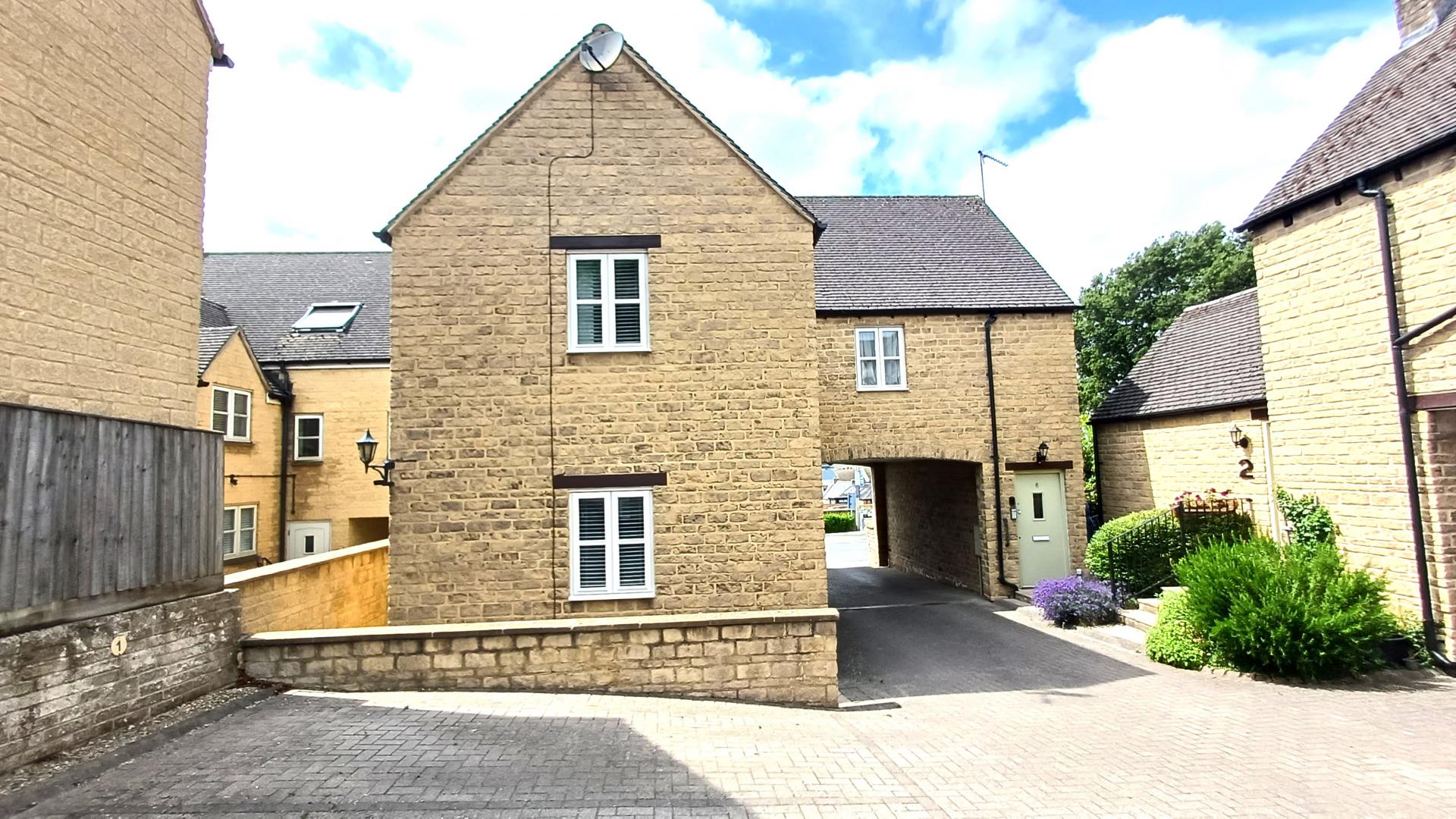 Flat Coneygree Close in West Oxfordshire