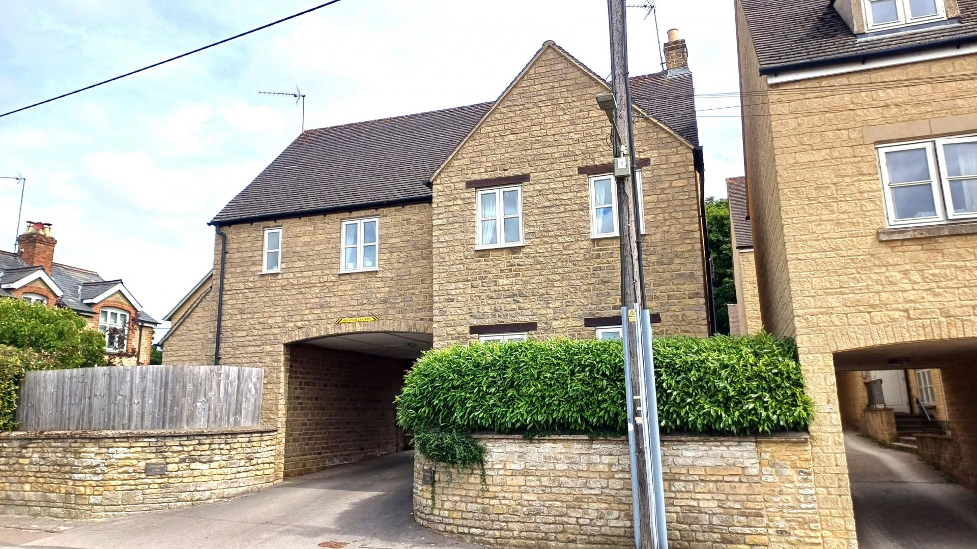 Flat Coneygree Close in West Oxfordshire
