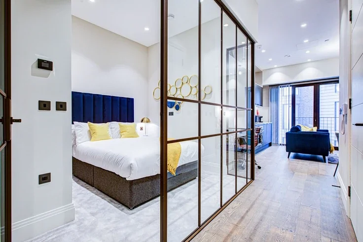 Flat Selsdon Way in Greater London
