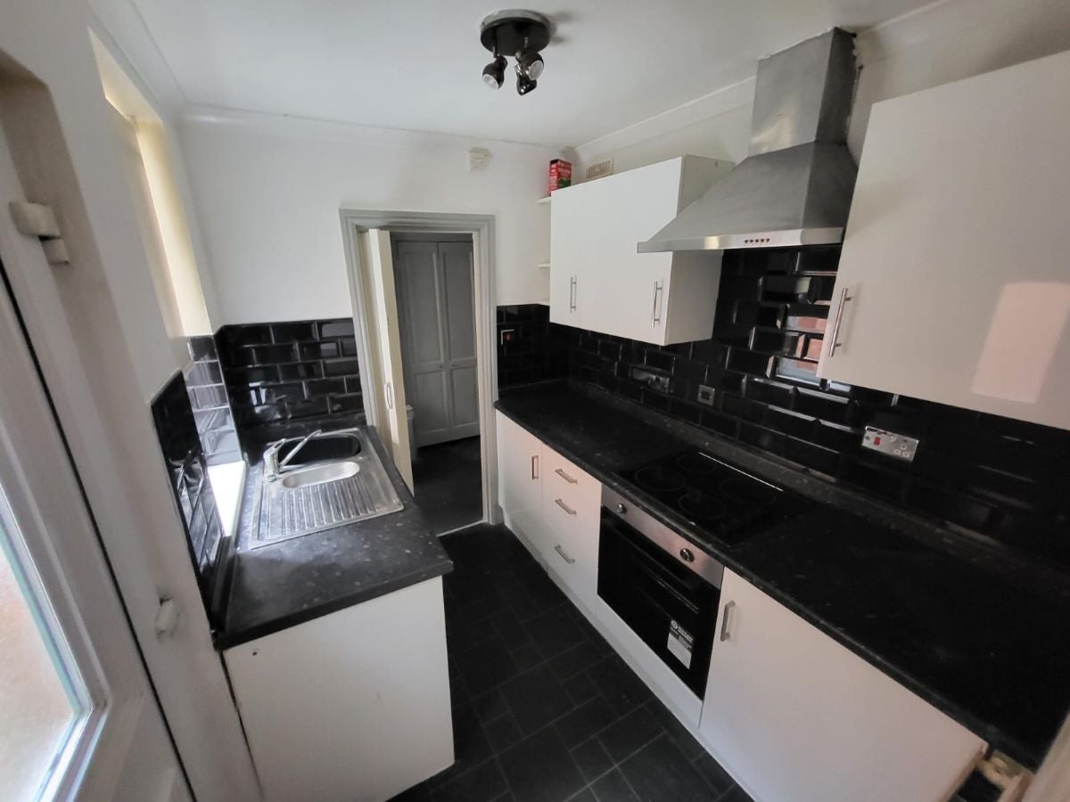 Flat Axwell Terrace in Gateshead