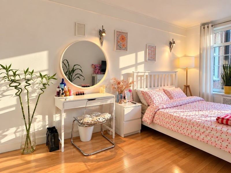Room Park West Place in City of Westminster