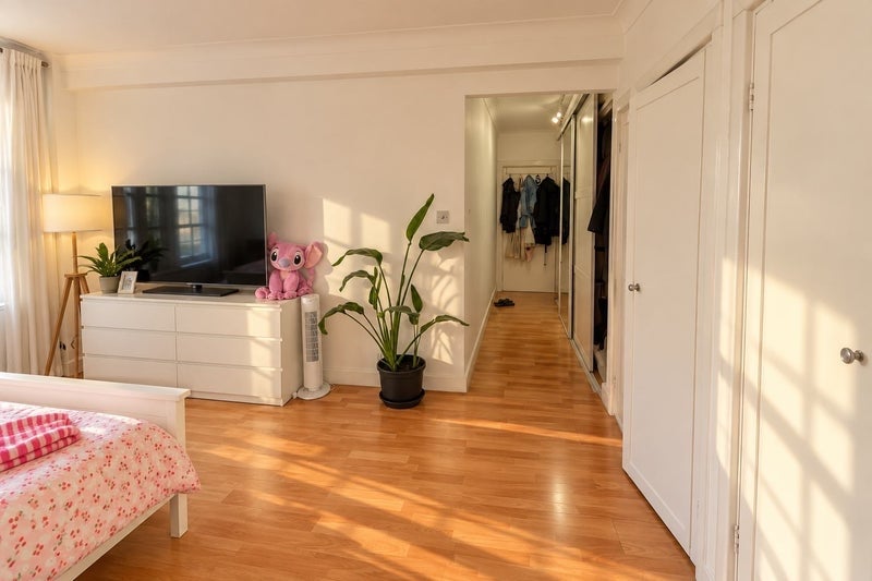 Room Park West Place in City of Westminster
