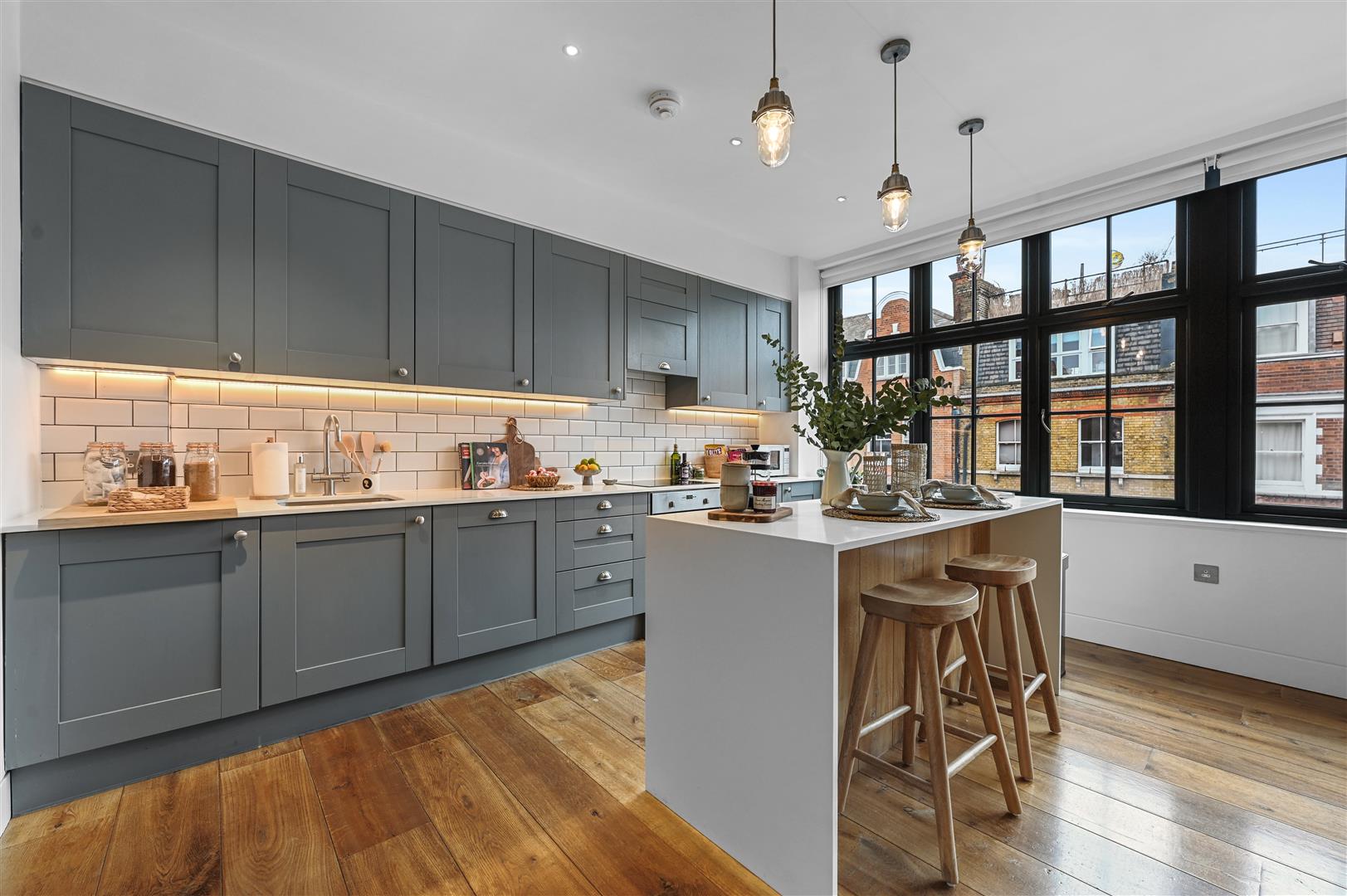Flat Great Titchfield Street in City of Westminster