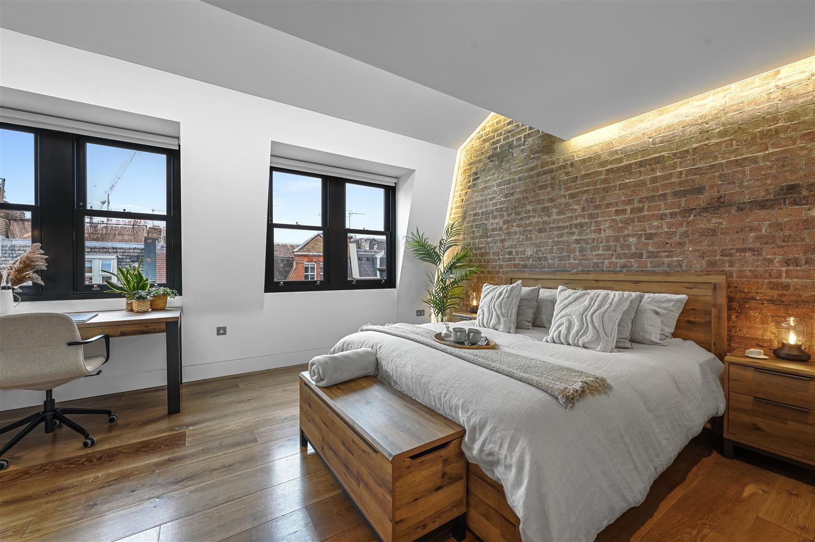 Flat Great Titchfield Street in City of Westminster