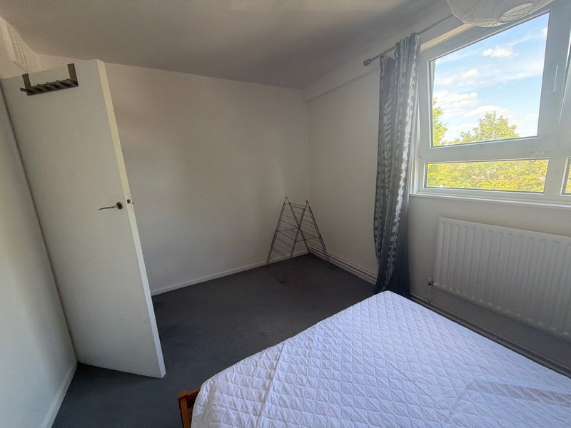 Room Stoford Close in Greater London