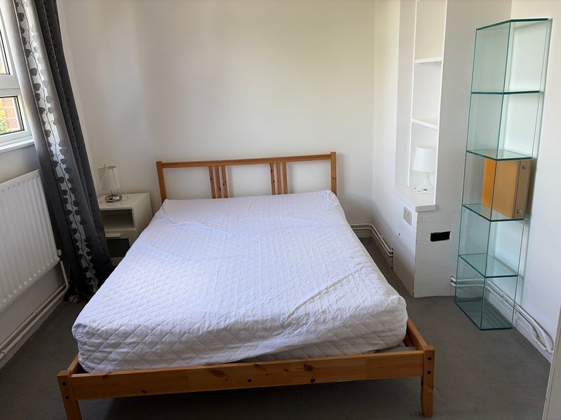 Room Stoford Close in Greater London