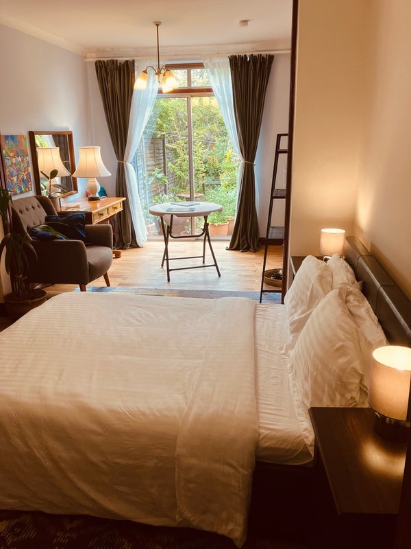 Room Chase Way in Greater London