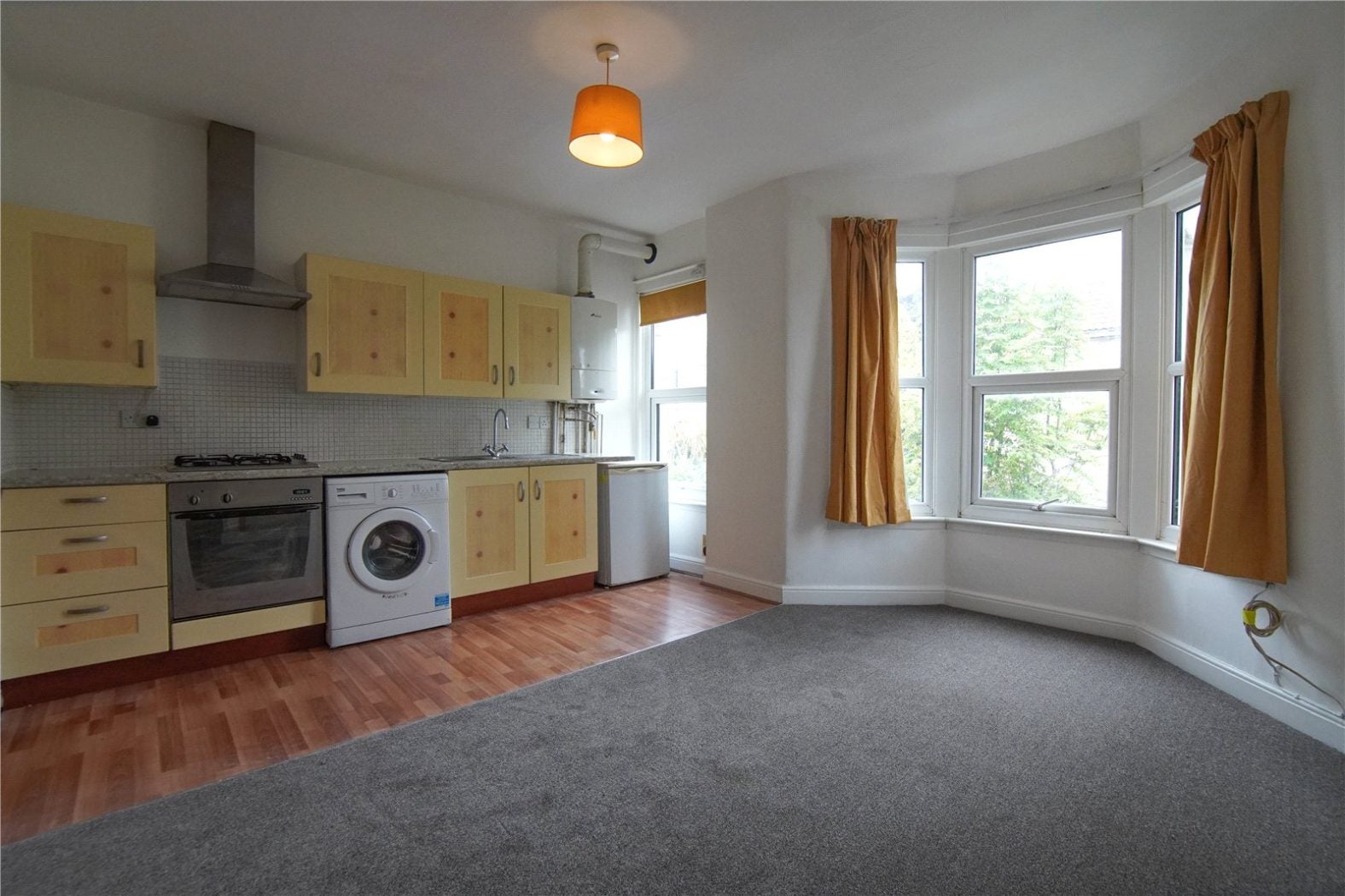 Flat Kensington Road in Bristol