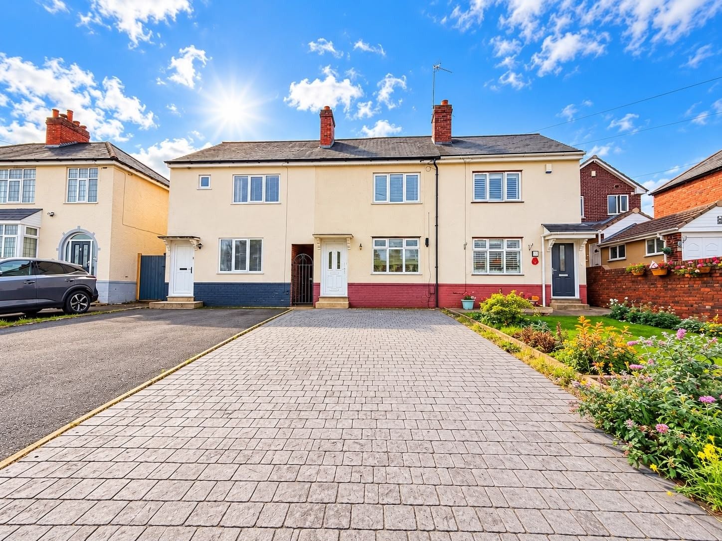 House Lyde Green in Dudley