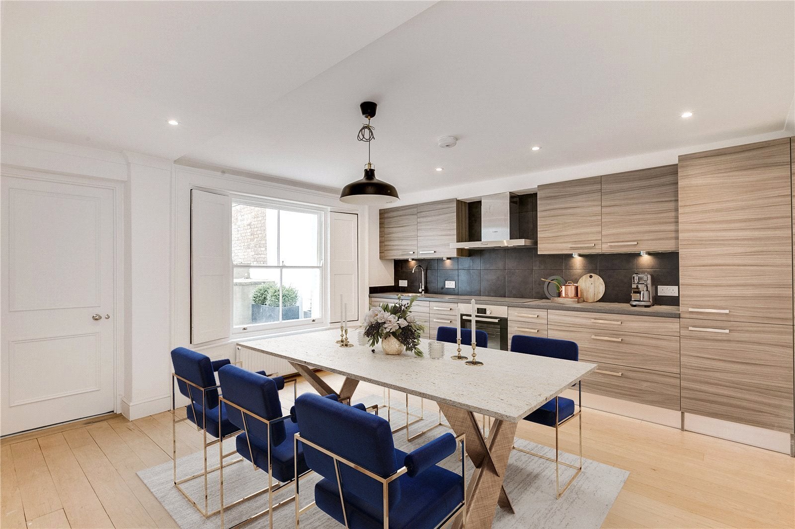 Flat Westbourne Grove in Greater London