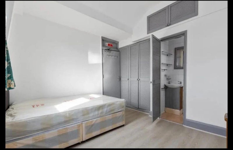 Room Gray's Inn Road in Greater London
