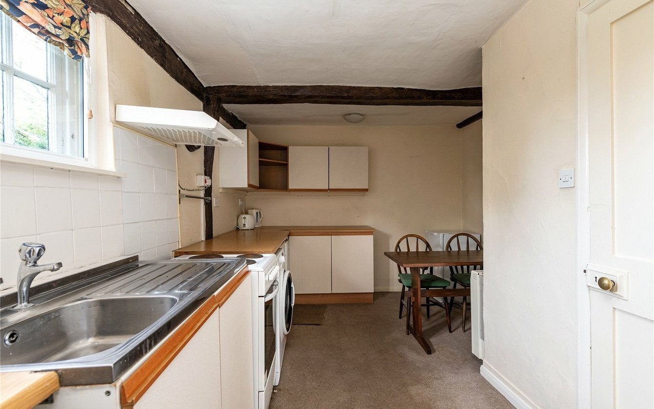 Flat Bredgar Road in Chatham