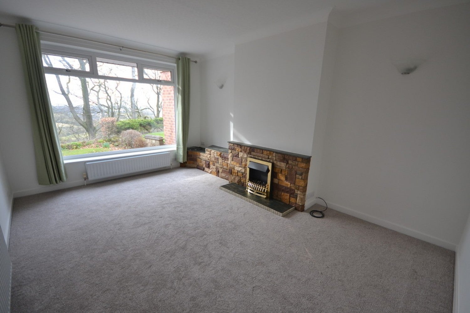 House Heathfield Grove in Stoke-on-Trent