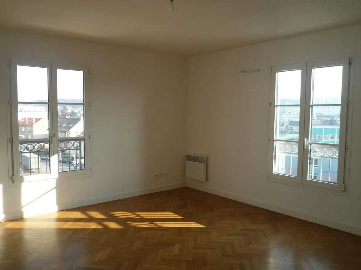Flat Boulevard Robespierre in Poissy