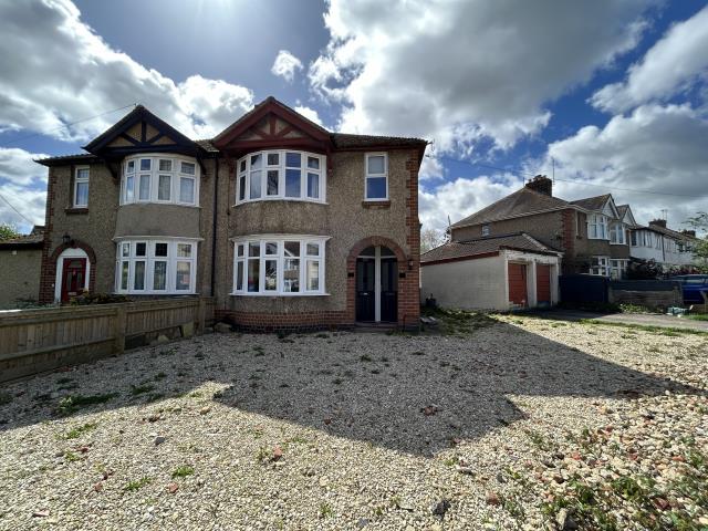 Flat Arthray Road in North Hinksey